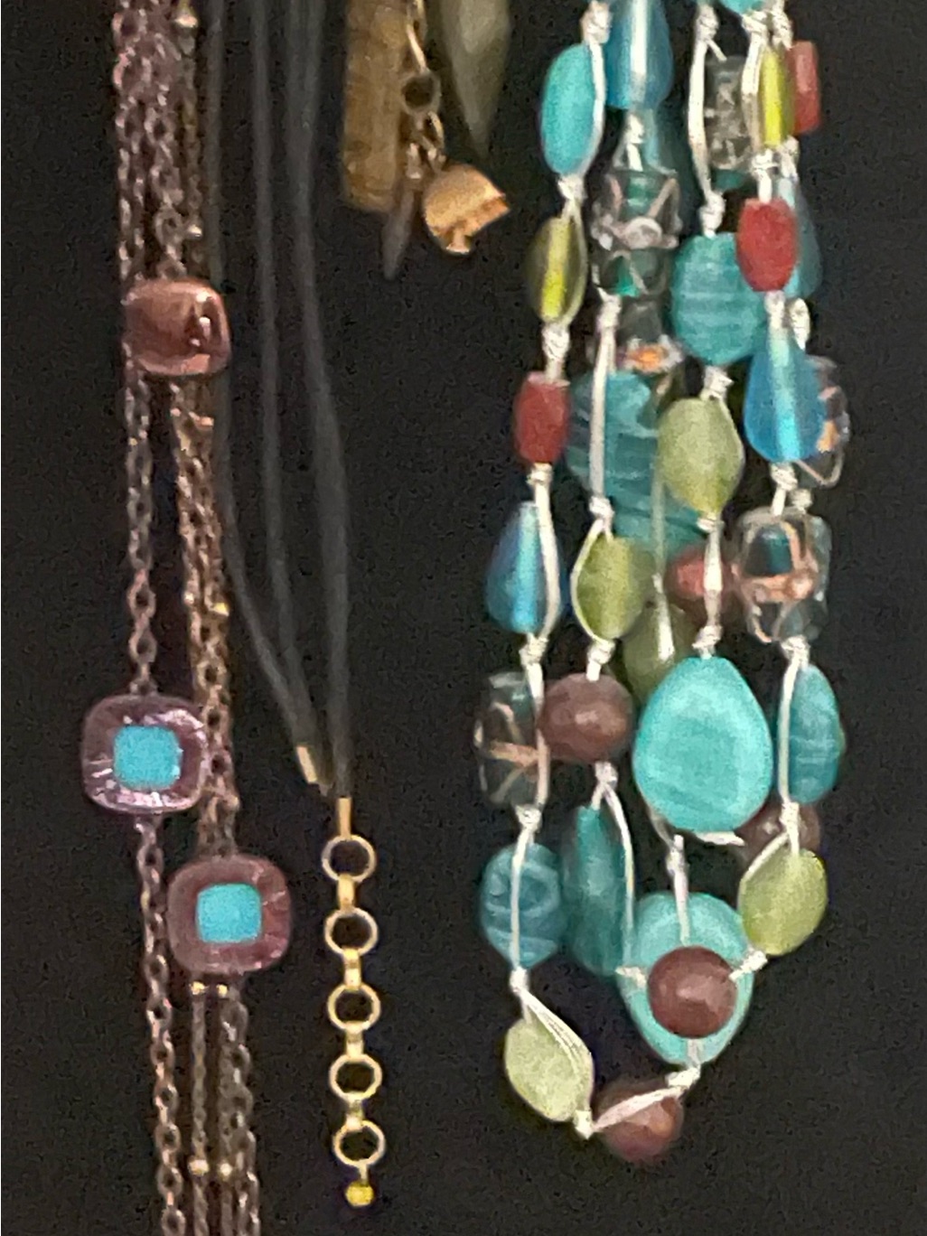 Multicolor Teardrop Bead Layered Necklace - Turquoise & Green
